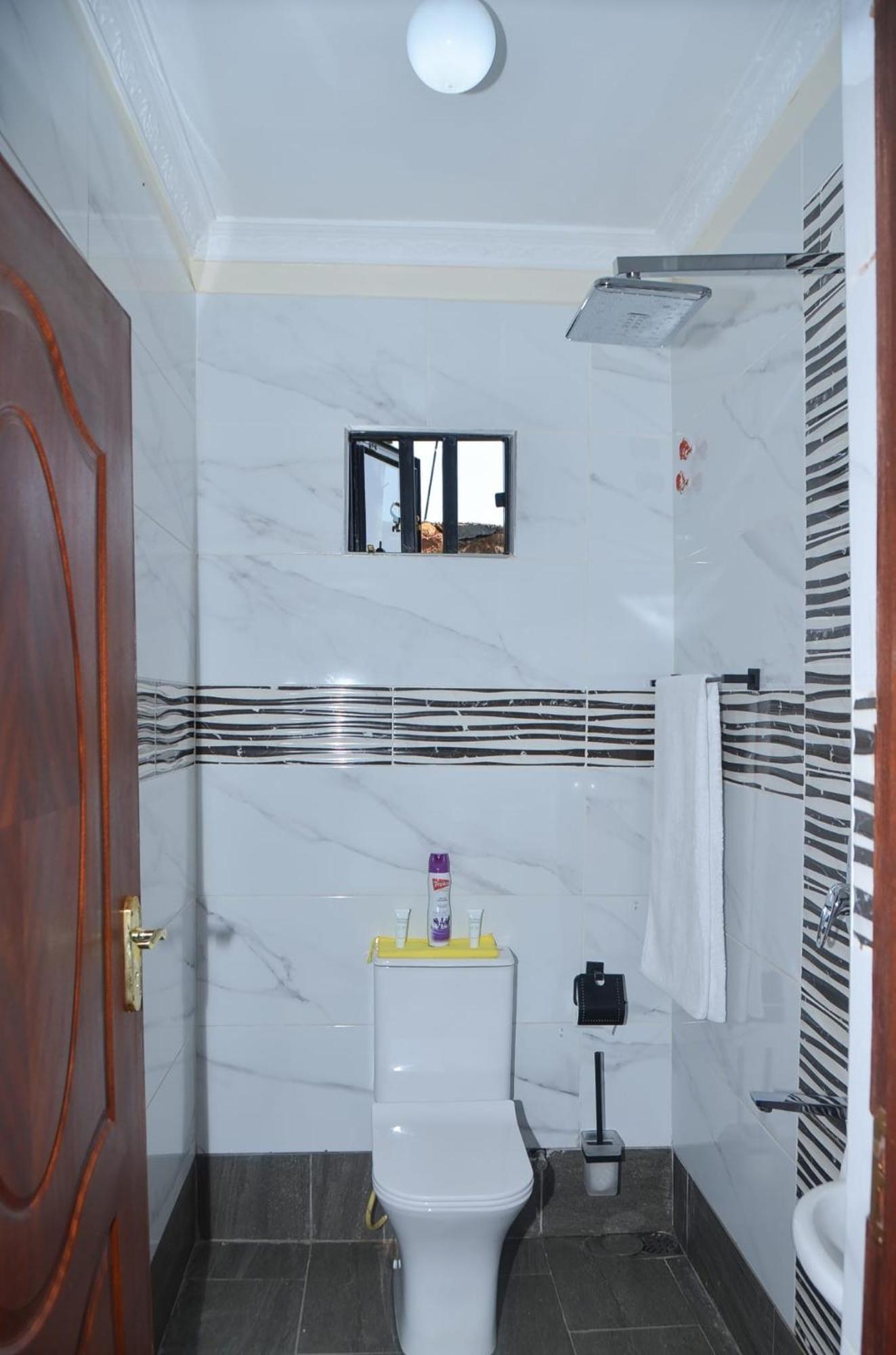 Appartamento Prime Nomads Kisumu Esterno foto